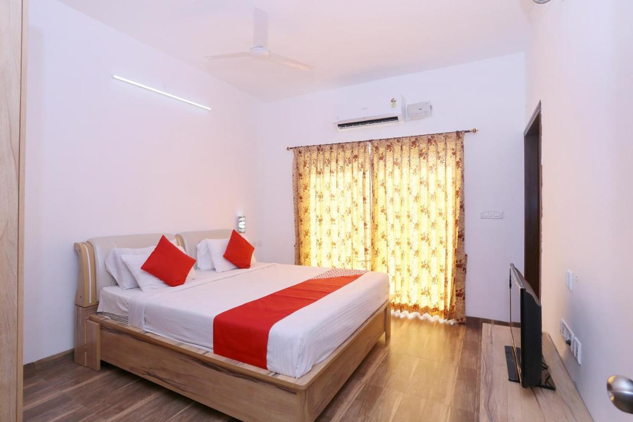 Hotel Oyo 24200 Bahri Beautiful Country Ayyampālaiyam Zewnętrze zdjęcie